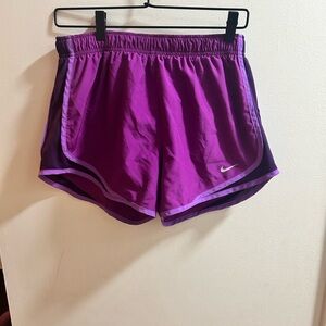 Nike Purple Athletic Shorts Lightweight Performance Sz Medium